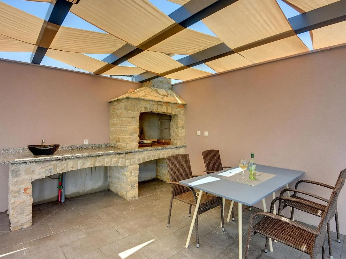 Luxury Villa With Private Pool, Terrace And Bbq Valbandon Hırvatistan