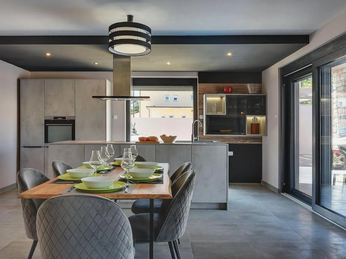 Luxury Villa With Private Pool, Terrace And Bbq Valbandon Hırvatistan