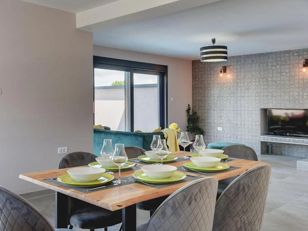 Luxury Villa With Private Pool, Terrace And Bbq Valbandon Croazia